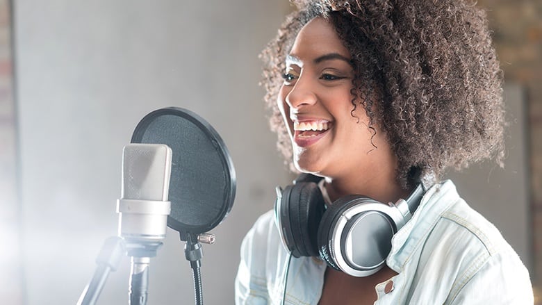 make money online as a voiceover artist_1