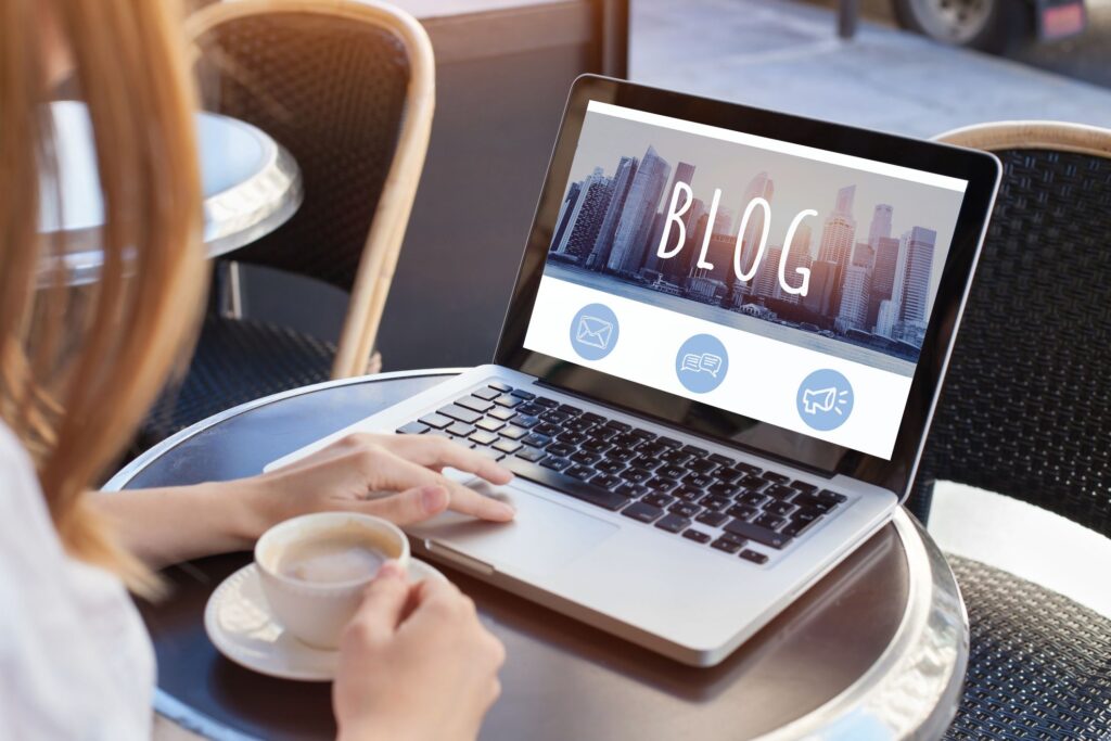 How to Start Your Blog and Make Money as a SAHM Blogger